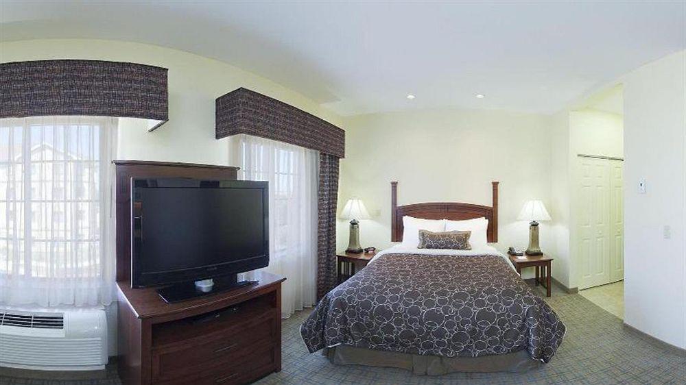 Staybridge By Ihg Hotel Oklahoma City